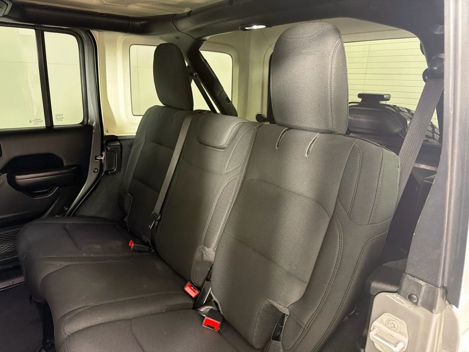 2021 Jeep JL Wrangler - Image 20 of 27