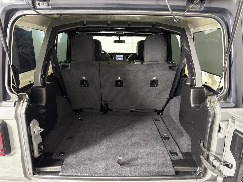 2021 Jeep JL Wrangler - Image 21 of 27
