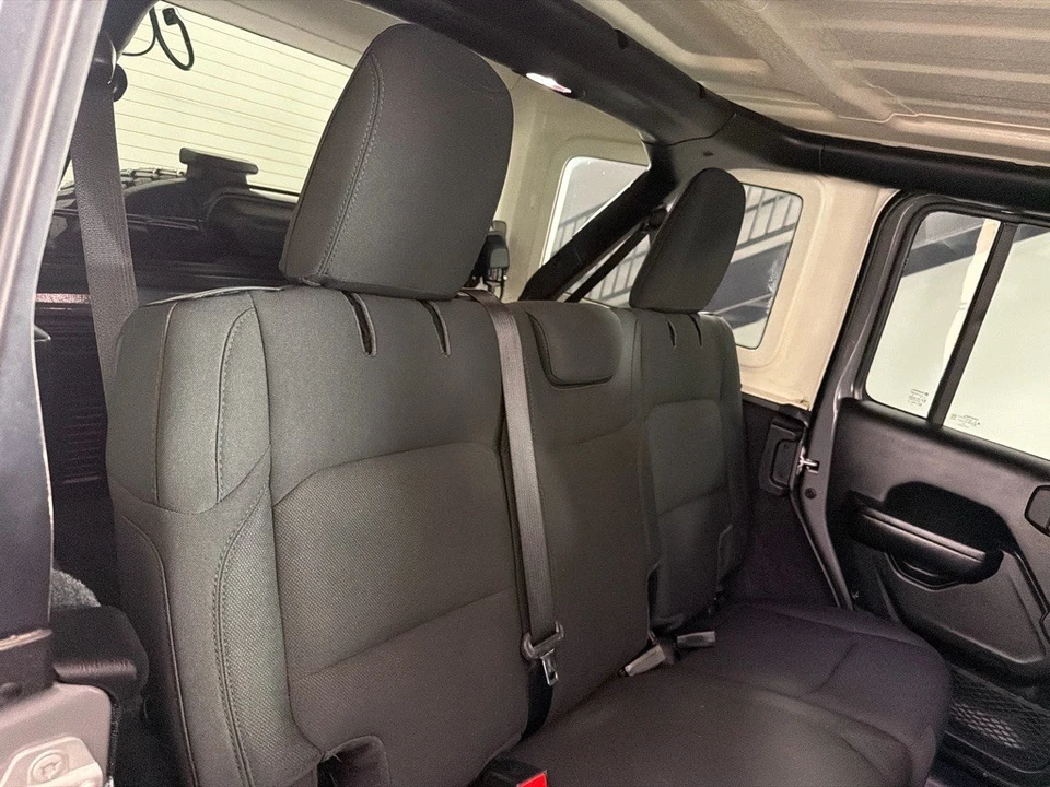 2021 Jeep JL Wrangler - Image 23 of 27