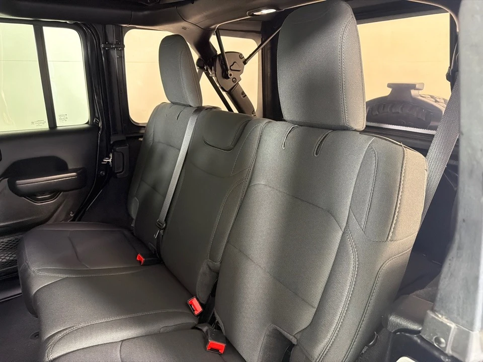 2021 Jeep - Image 21 of 28