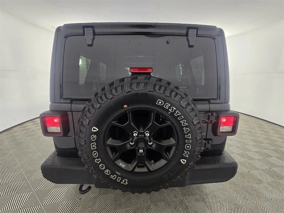 2021 Jeep JL Wrangler - Image 11 of 12