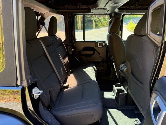 2021 Jeep JL Wrangler - Image 18 of 21