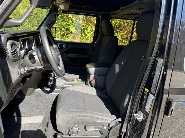 2021 Jeep JL Wrangler - Image 11 of 21
