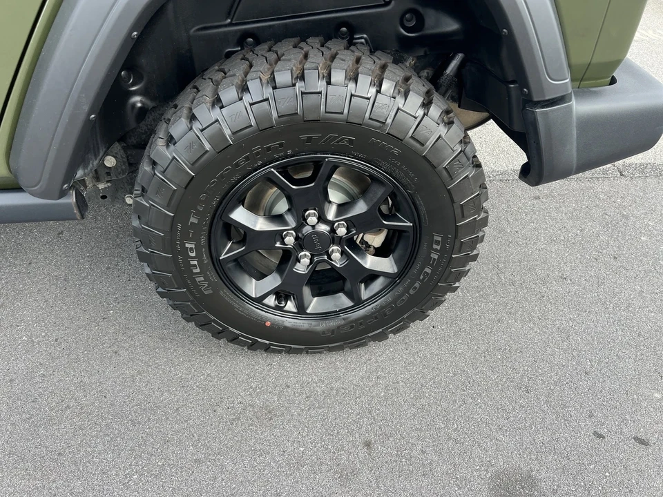 2021 Jeep JL Wrangler - Image 10 of 12