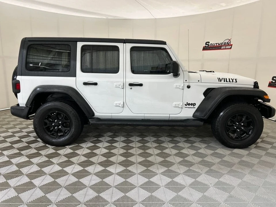 2021 Jeep JL Wrangler - Image 2 of 12