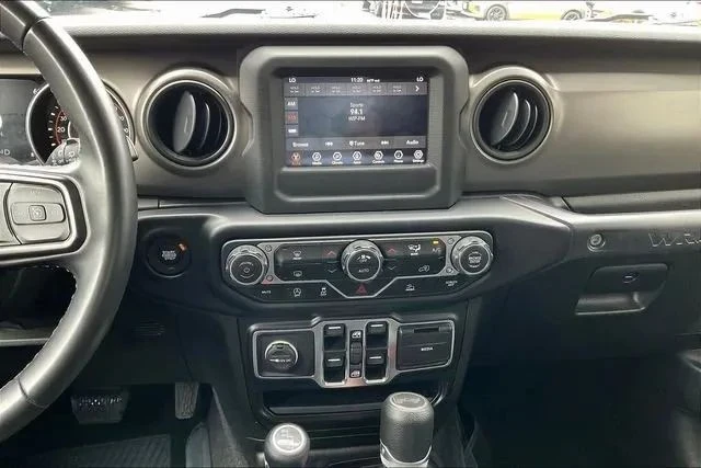 2021 Jeep JL Wrangler - Image 8 of 12