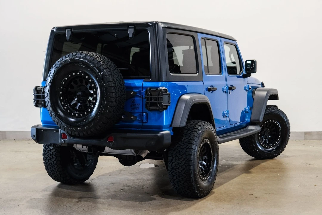2021 Jeep JL Wrangler - Image 6 of 12