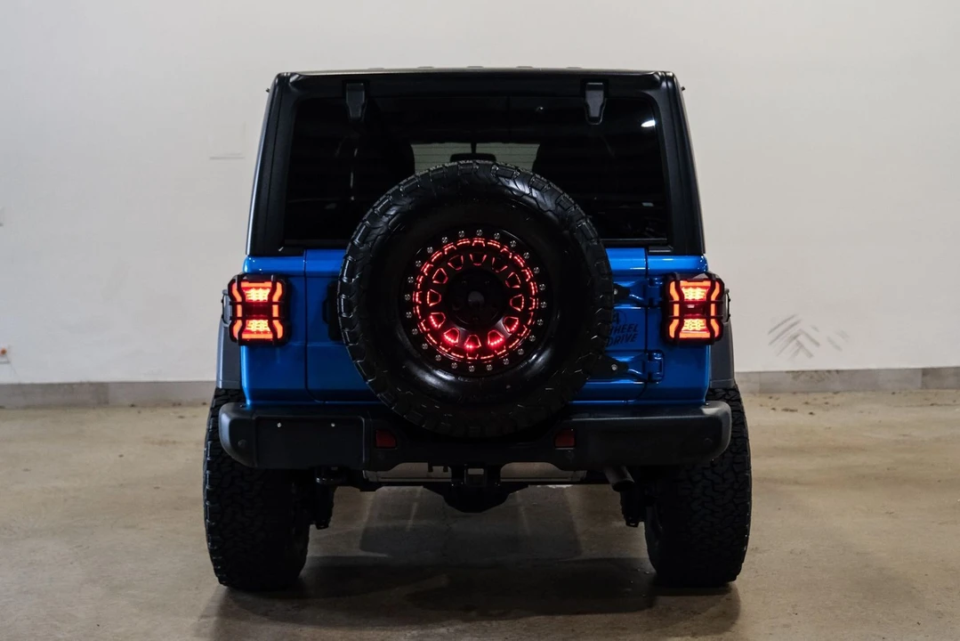 2021 Jeep JL Wrangler - Image 10 of 12