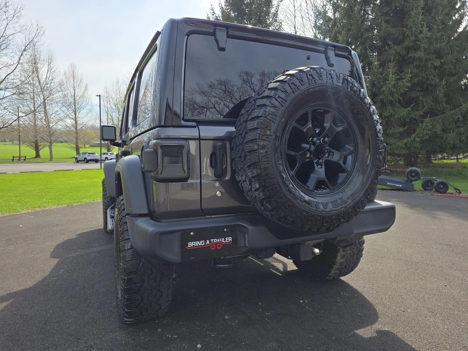 2021 Jeep JL Wrangler - Image 16 of 31