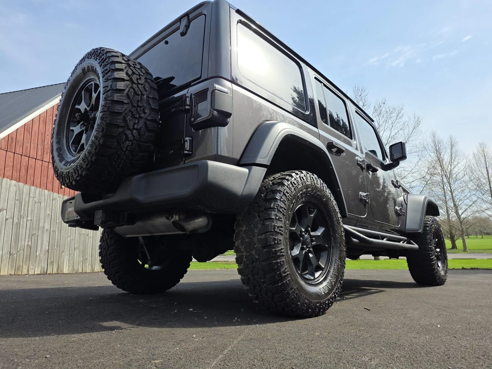 2021 Jeep JL Wrangler - Image 21 of 31