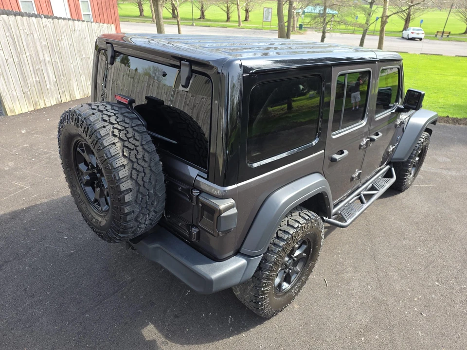2021 Jeep JL Wrangler - Image 23 of 31