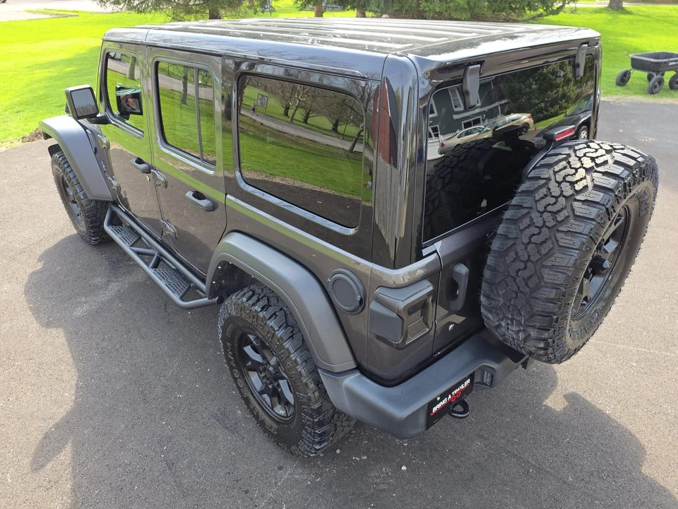 2021 Jeep JL Wrangler - Image 14 of 31