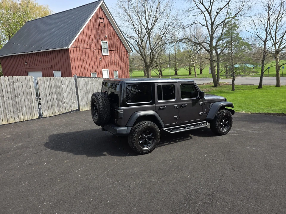 2021 Jeep JL Wrangler - Image 25 of 31