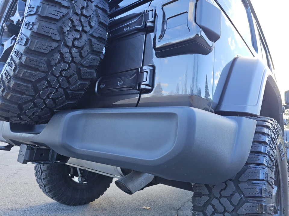 2021 Jeep JL Wrangler - Image 29 of 31