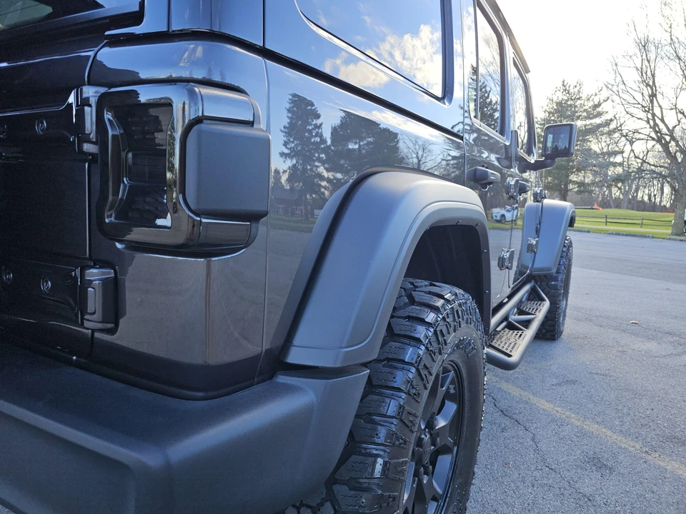 2021 Jeep JL Wrangler - Image 28 of 31