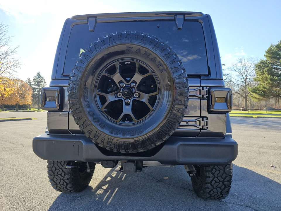 2021 Jeep JL Wrangler - Image 11 of 31