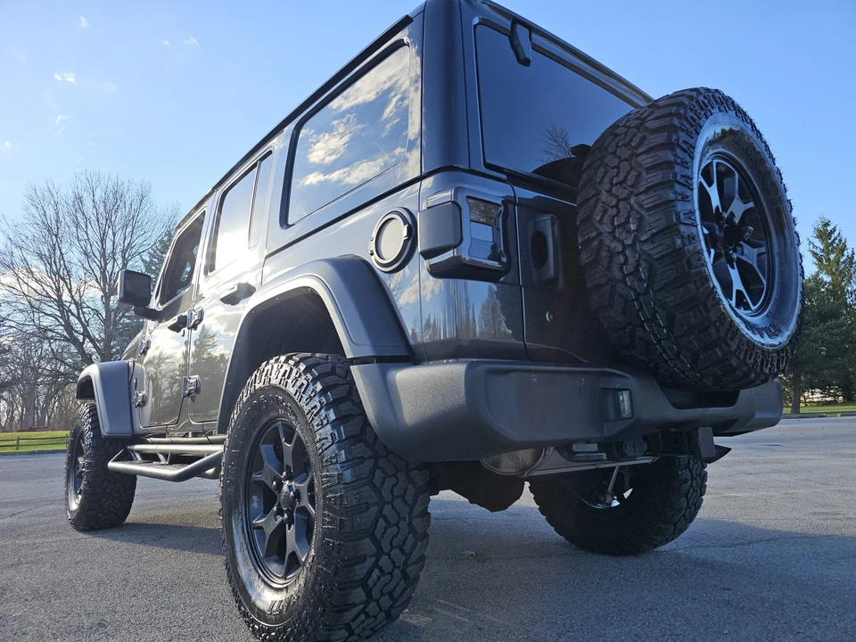 2021 Jeep JL Wrangler - Image 14 of 31