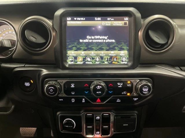 2021 Jeep JL Wrangler - Image 19 of 20