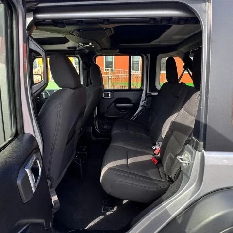 2021 Jeep JL Wrangler - Image 8 of 15