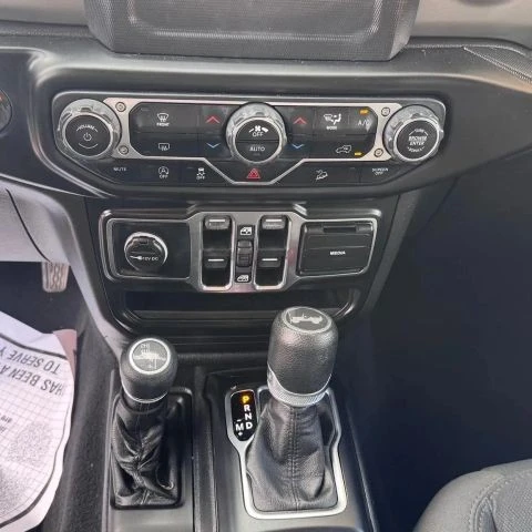 2021 Jeep JL Wrangler - Image 13 of 15