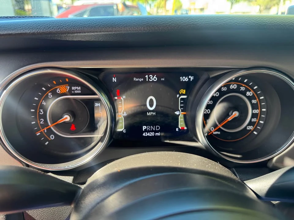 2021 Jeep JL Wrangler - Image 15 of 20