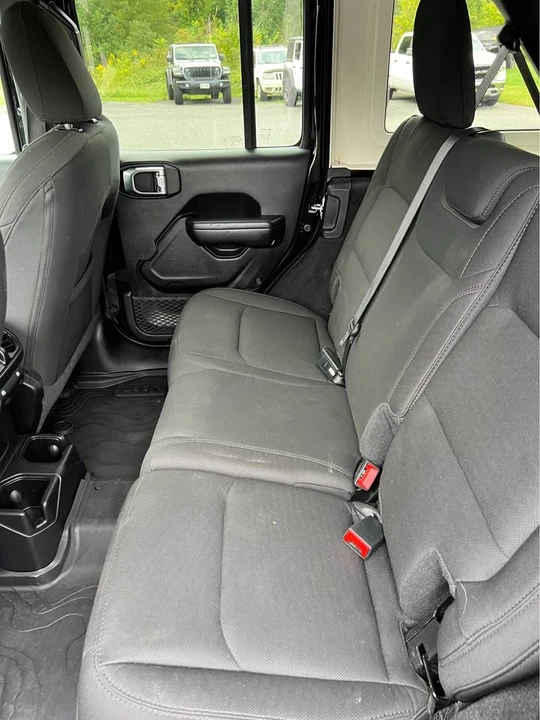 2021 Jeep JL Wrangler - Image 8 of 8