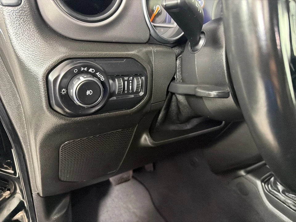 2021 Jeep JL Wrangler - Image 14 of 28