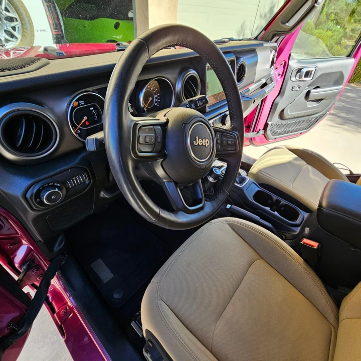 2021 Jeep JL Wrangler - Image 28 of 31