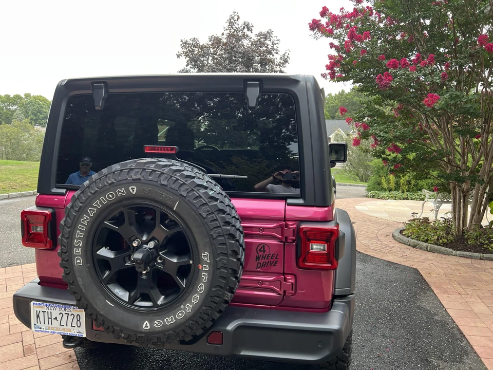 2021 Jeep JL Wrangler - Image 22 of 31