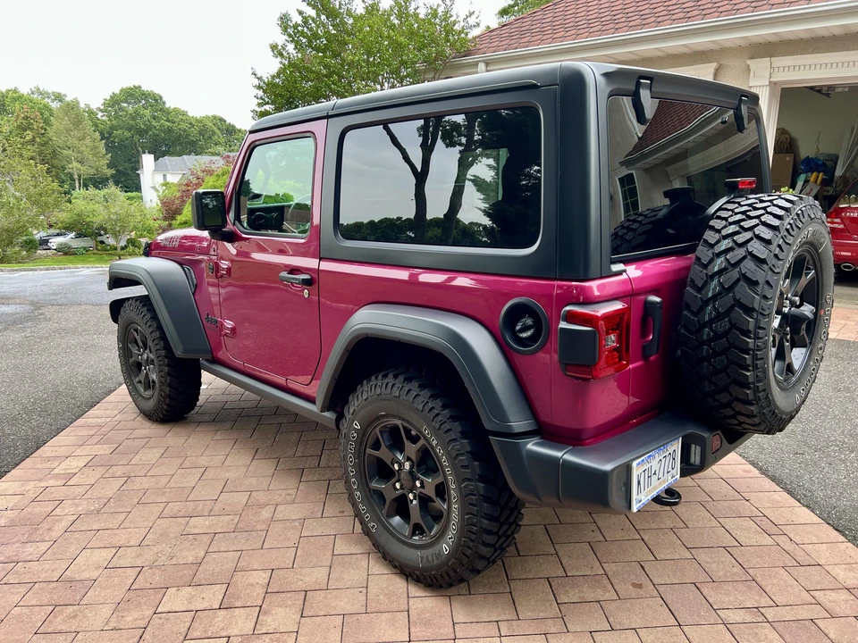 2021 Jeep JL Wrangler - Image 17 of 31