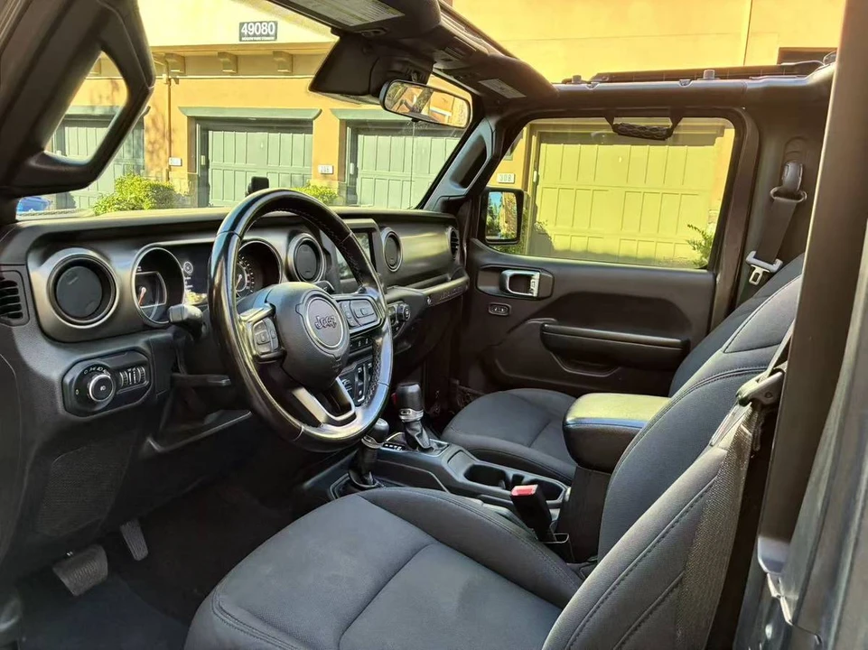 2021 Jeep JL Wrangler - Image 6 of 10