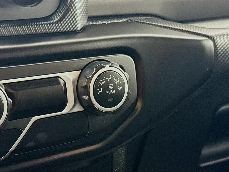 2021 Jeep JL Wrangler - Image 19 of 21