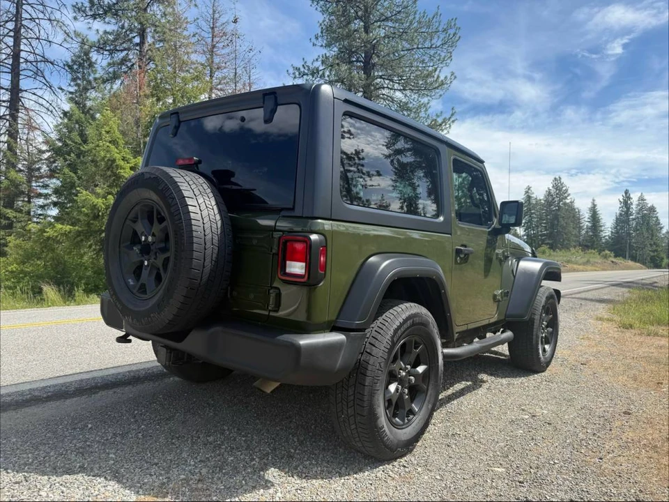 2021 Jeep JL Wrangler - Image 2 of 18