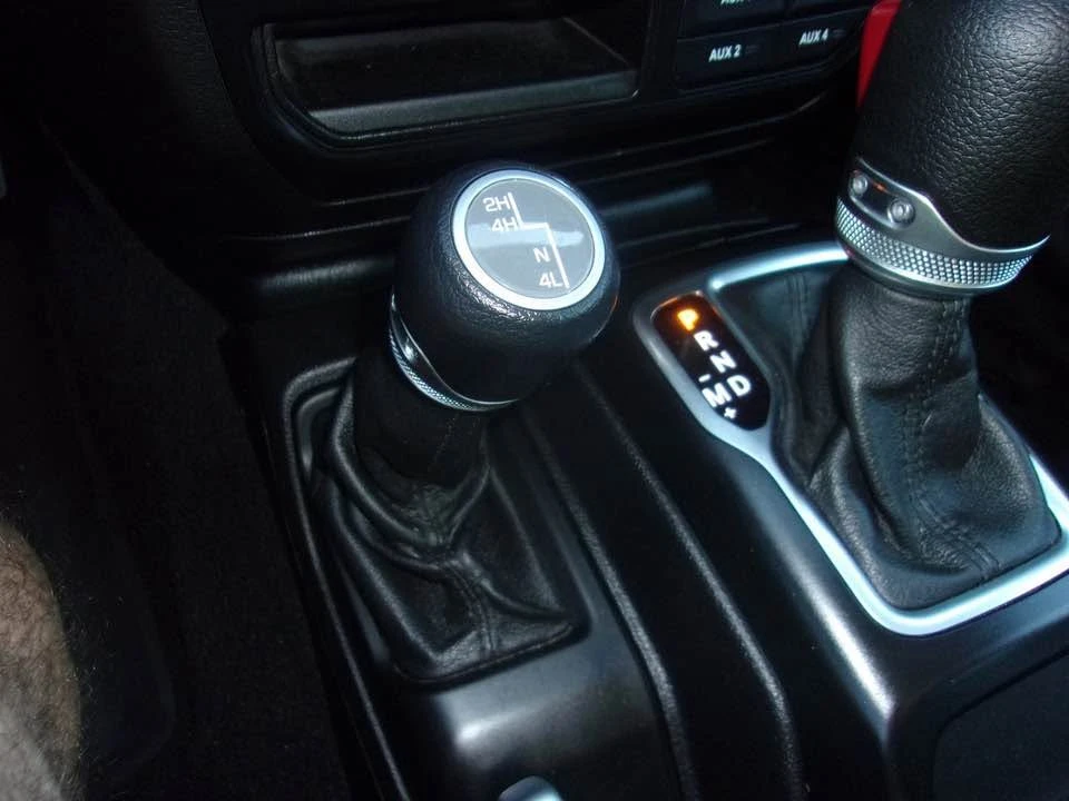 2021 Jeep JL Wrangler - Image 13 of 18