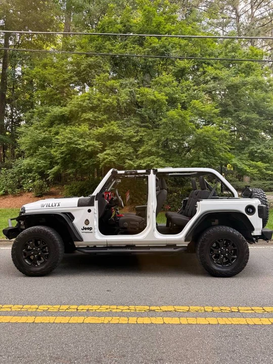 2021 Jeep JL Wrangler - Image 2 of 20