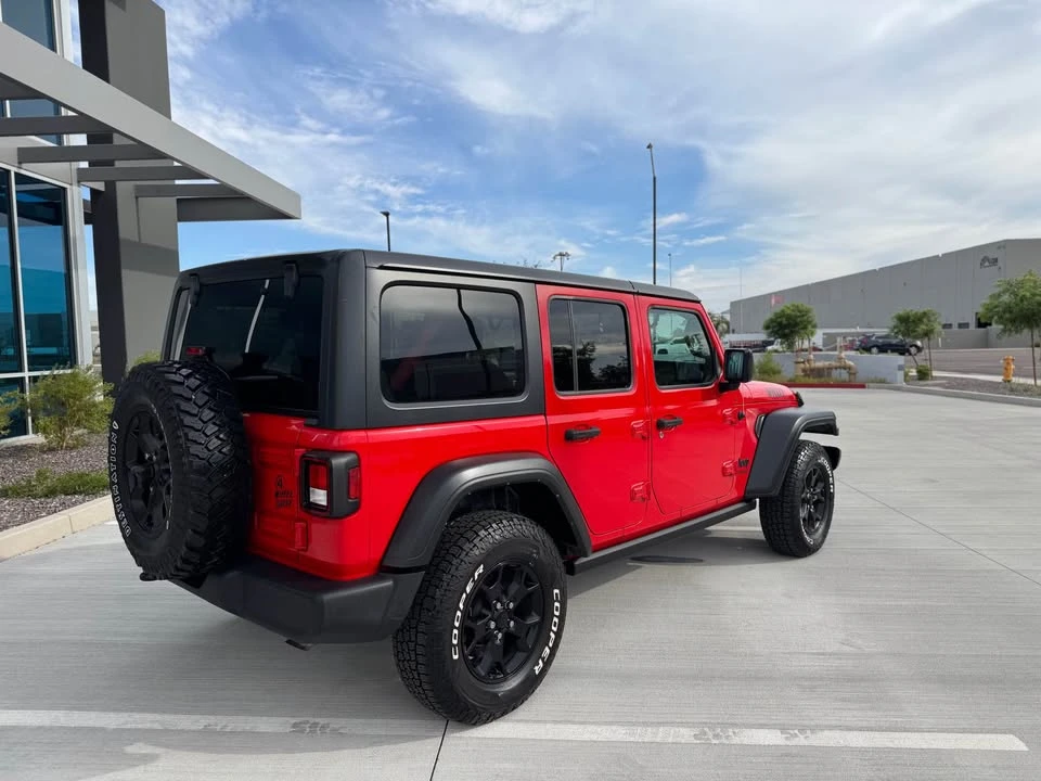 2021 Jeep JL Wrangler - Image 9 of 13