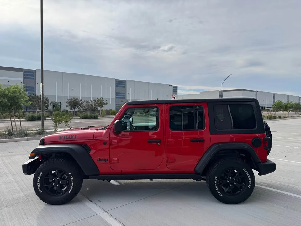 2021 Jeep JL Wrangler - Image 4 of 13