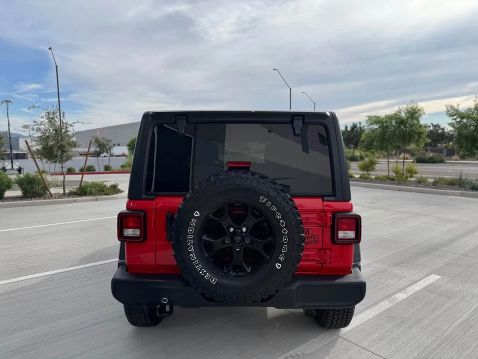 2021 Jeep JL Wrangler - Image 8 of 13