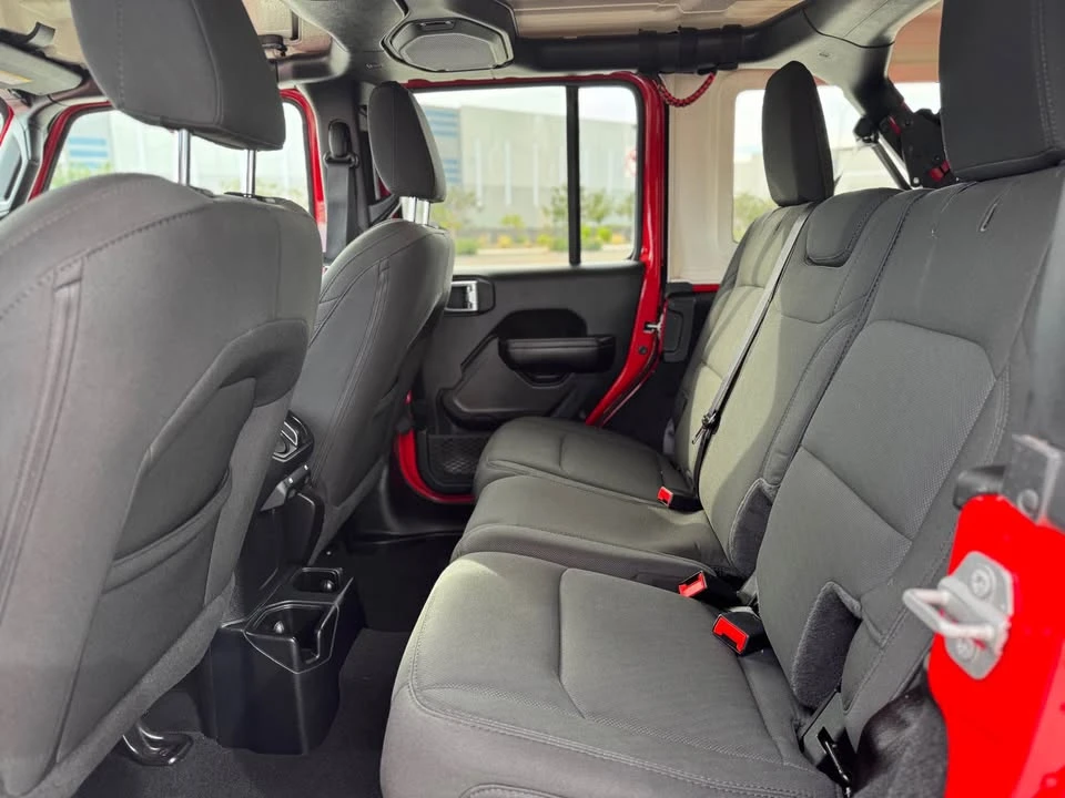 2021 Jeep JL Wrangler - Image 12 of 13