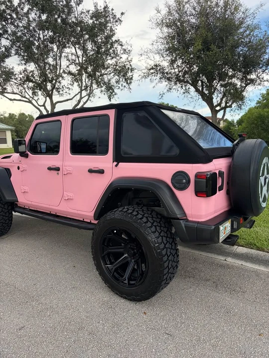 2021 Jeep JL Wrangler - Image 3 of 5