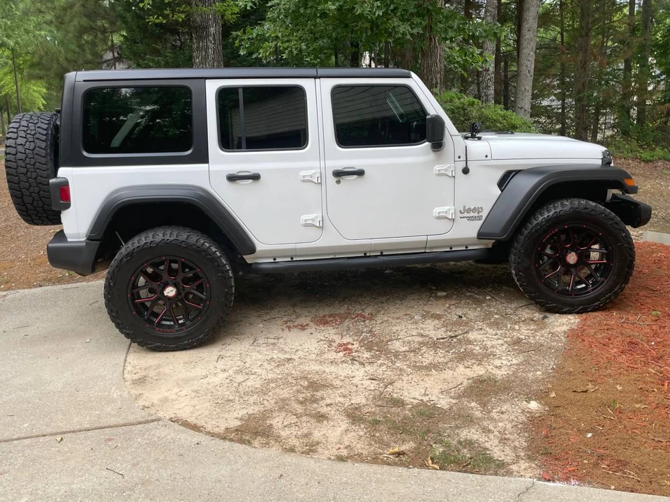 2021 Jeep JL Wrangler - Image 3 of 7