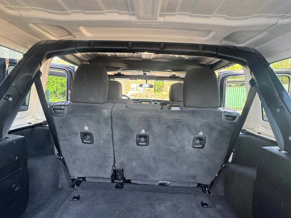 2021 Jeep Wrangler - Image 16 of 31