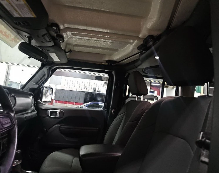 2021 Jeep JL Wrangler - Image 14 of 18