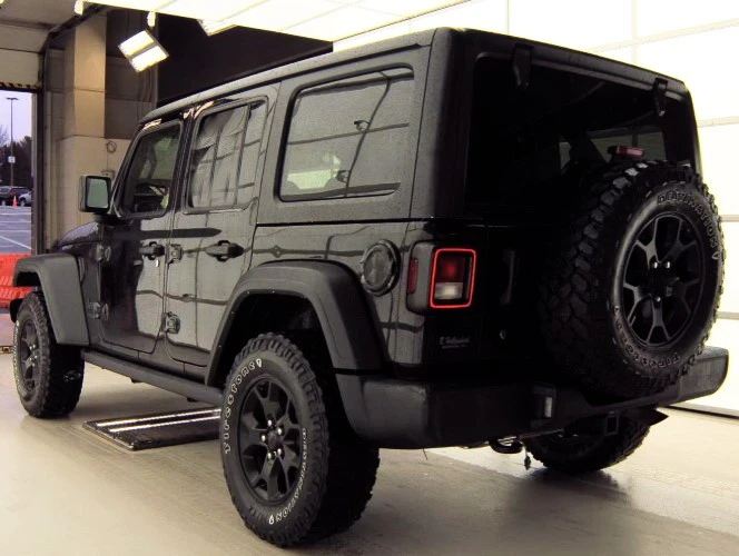 2021 Jeep JL Wrangler - Image 3 of 18