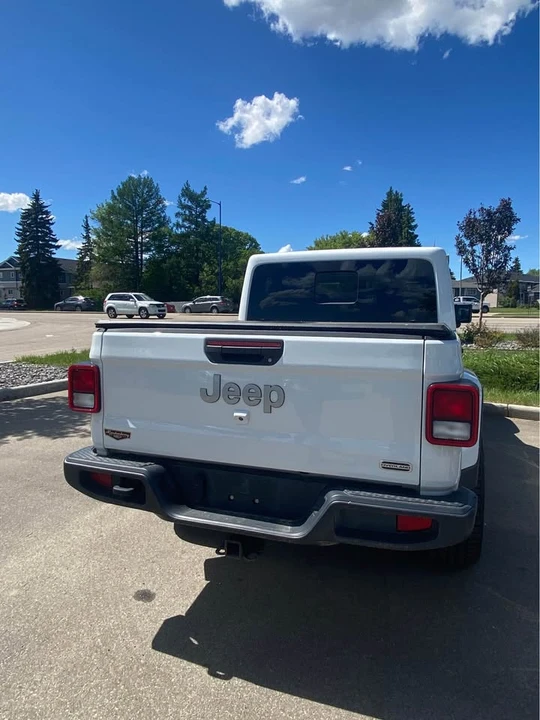 2021 Jeep JT Gladiator - Image 3 of 9