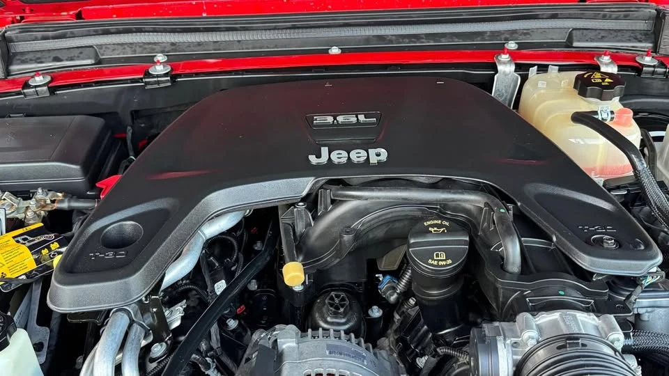 2021 Jeep JT Gladiator - Image 6 of 7