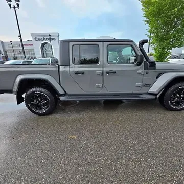 2021 Jeep Gladiator Black Appearance