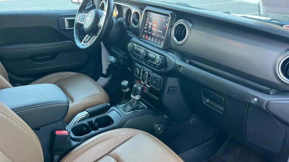 2021 Jeep JT Gladiator - Image 16 of 19