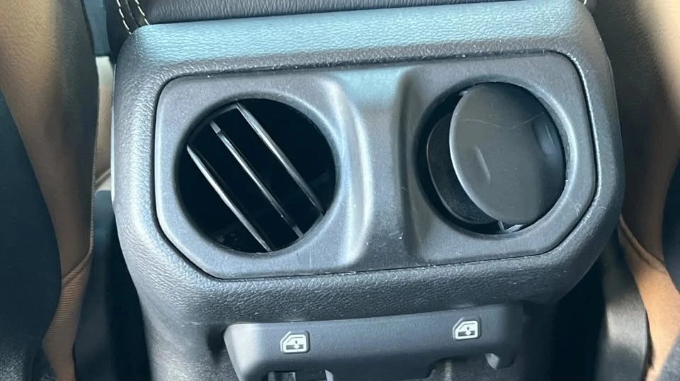 2021 Jeep JT Gladiator - Image 13 of 19