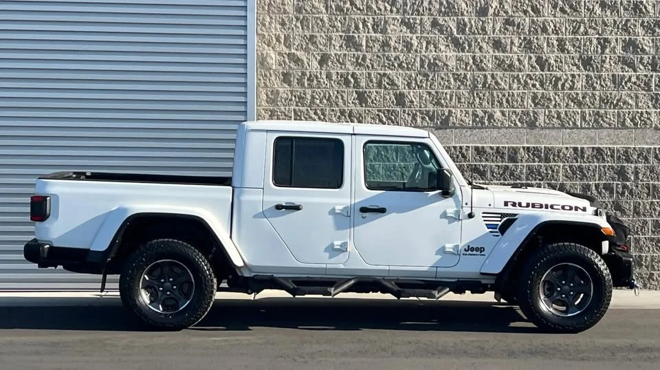 2021 Jeep JT Gladiator - Image 2 of 19